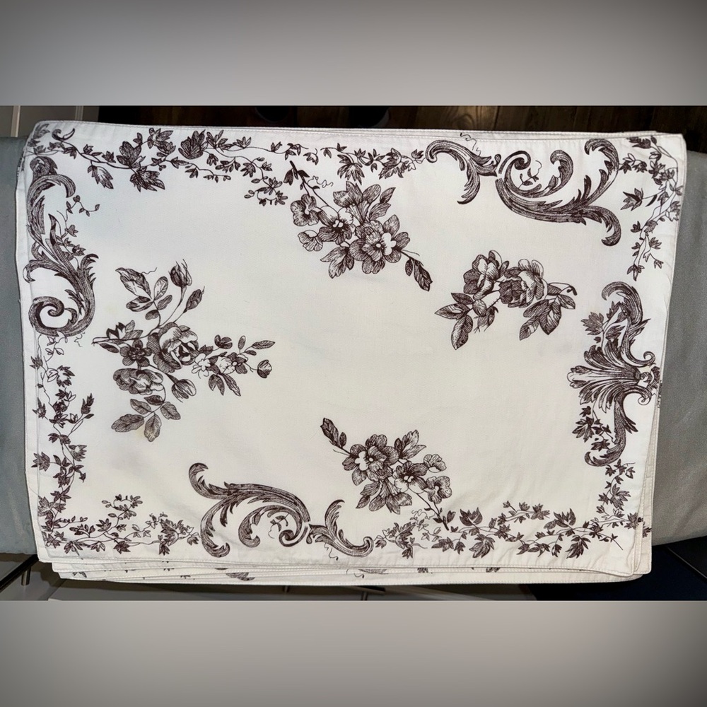 Set of 12 Vintage Sur La Table Cotton Toile Placemats – 8 Perfect, 4 Imperfect
